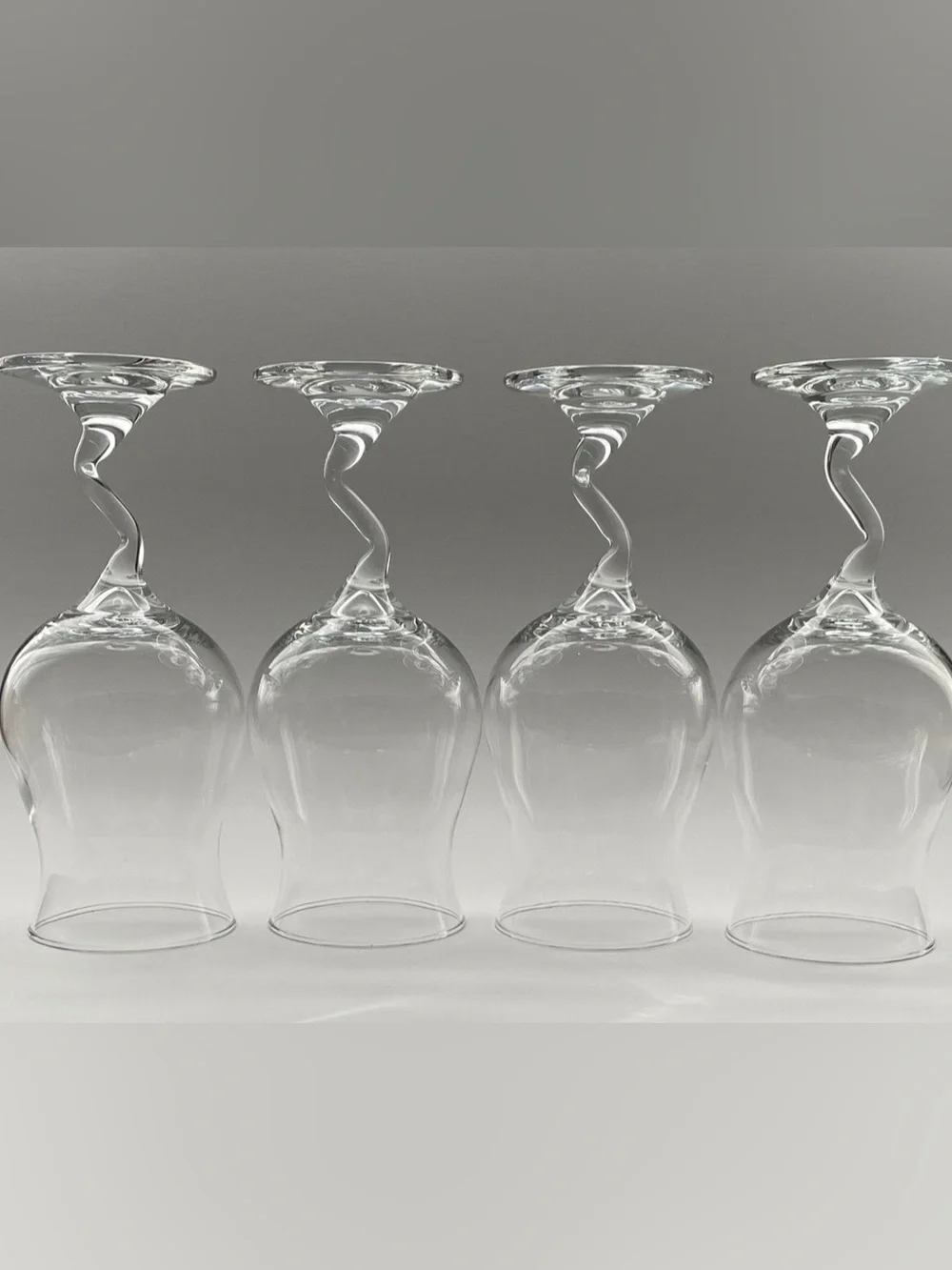 Libbey Z stem Clear Twisted hurricane Wine Glasses - Set of 4